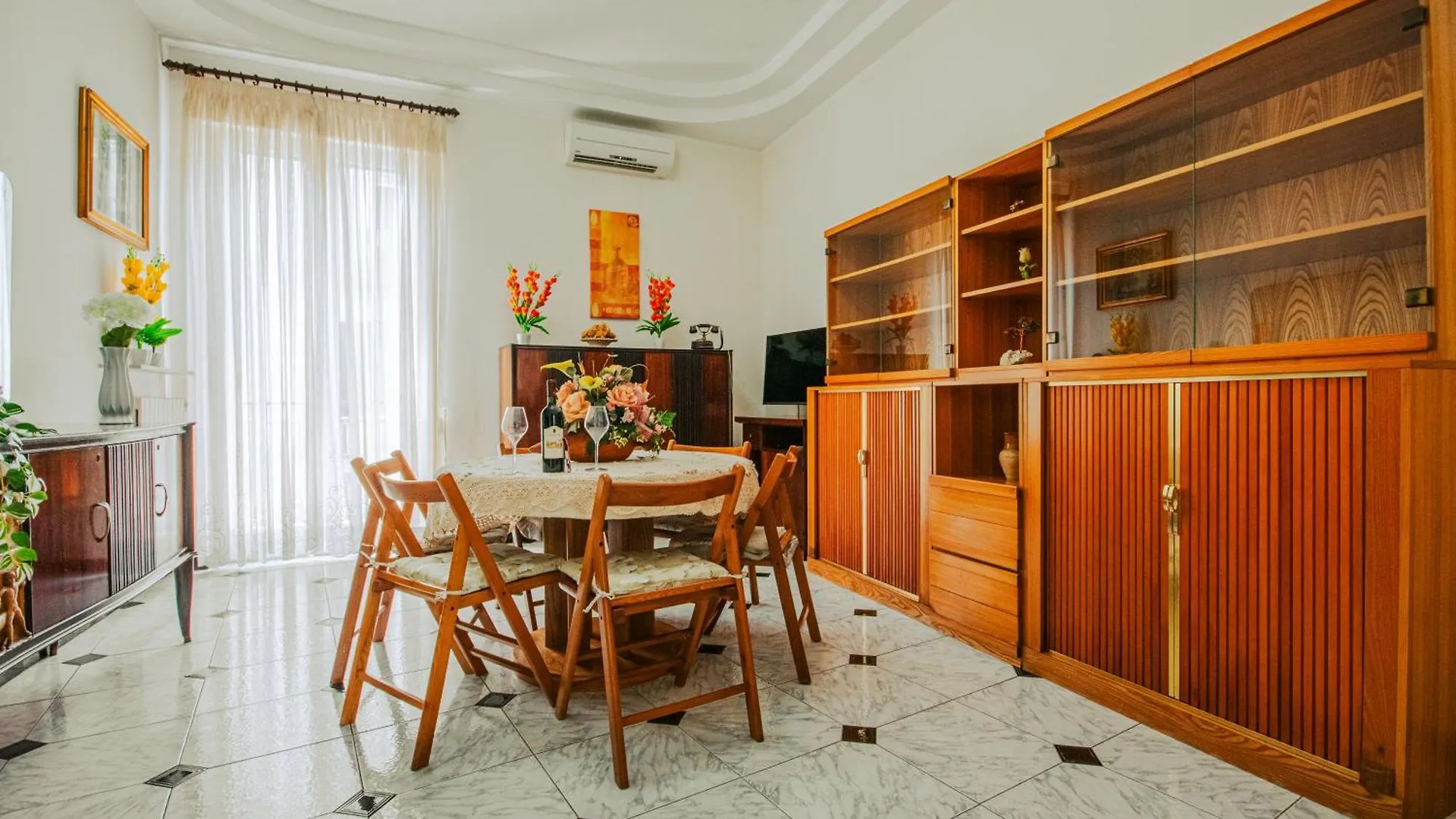 Regina'S Apartment Napoli